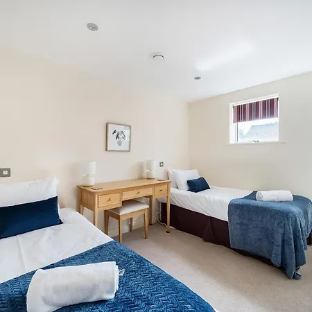 Hare Hideaway - 200m From Minster